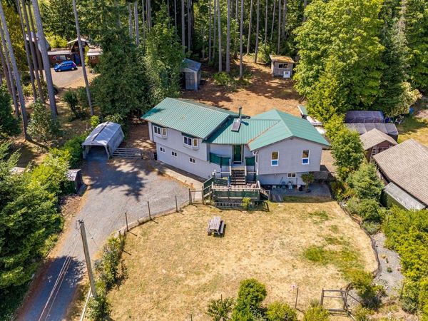4530 Thompson Clarke Dr E, Bowser, BC V0R 1G0