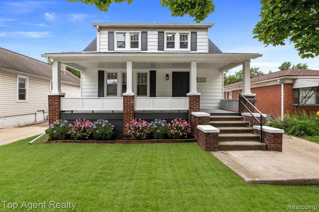 1562 Lafayette Boulevard, Lincoln Park, MI 48146 Main Photo