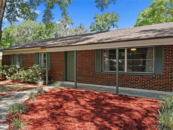 6928 GREENHILL PLACE , TAMPA, FL 33617