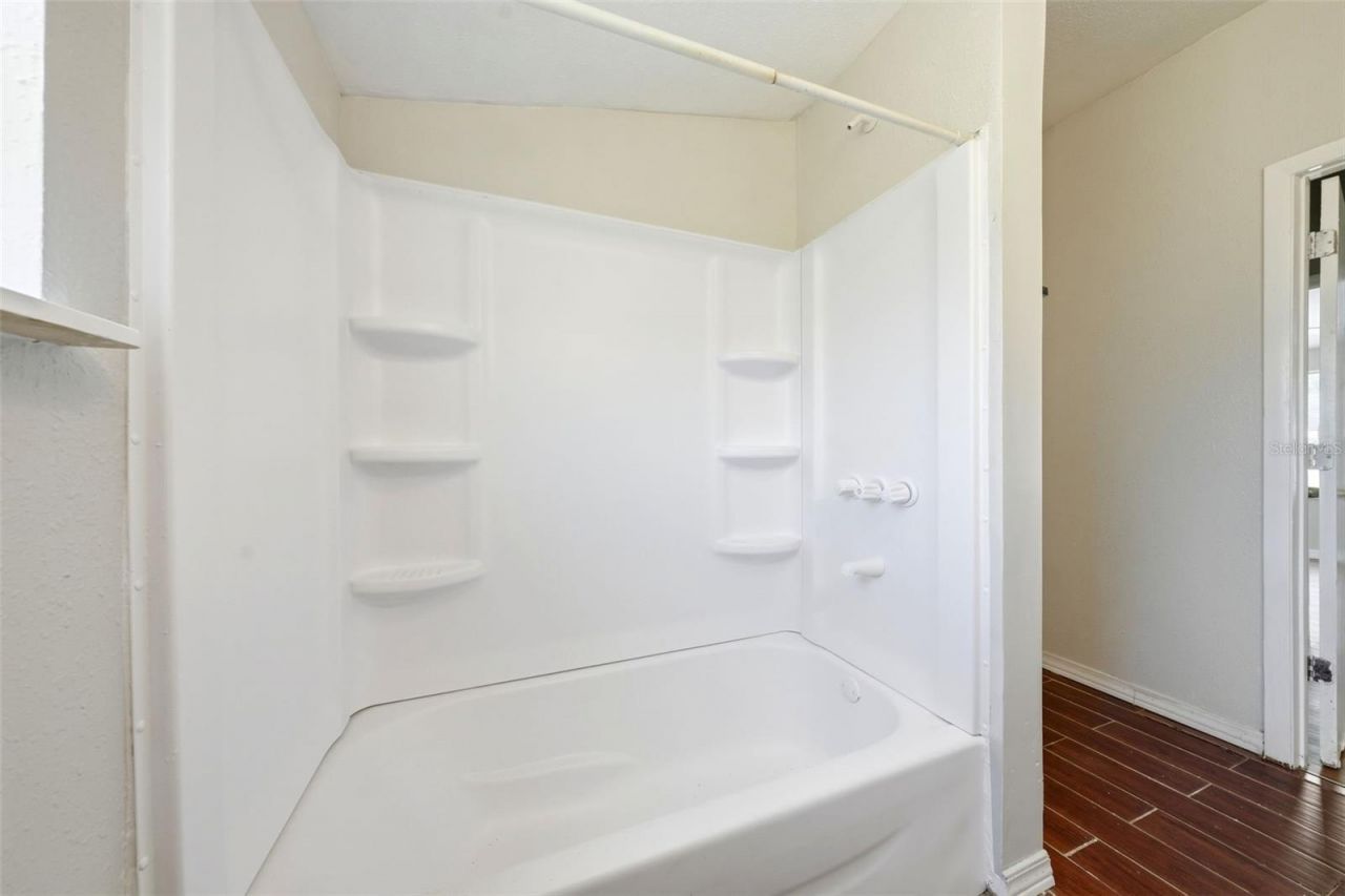 40404 Holly Branch Road, Eustis, FL 32736 Photo