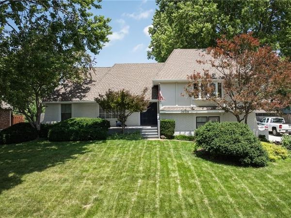 16516 E George Franklyn Drive, Independence, MO 64055