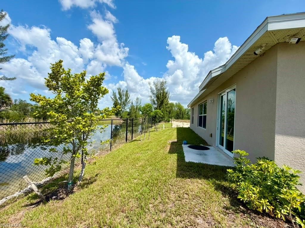 4104 NE 12th Ct, Cape Coral, FL 33909 Photo