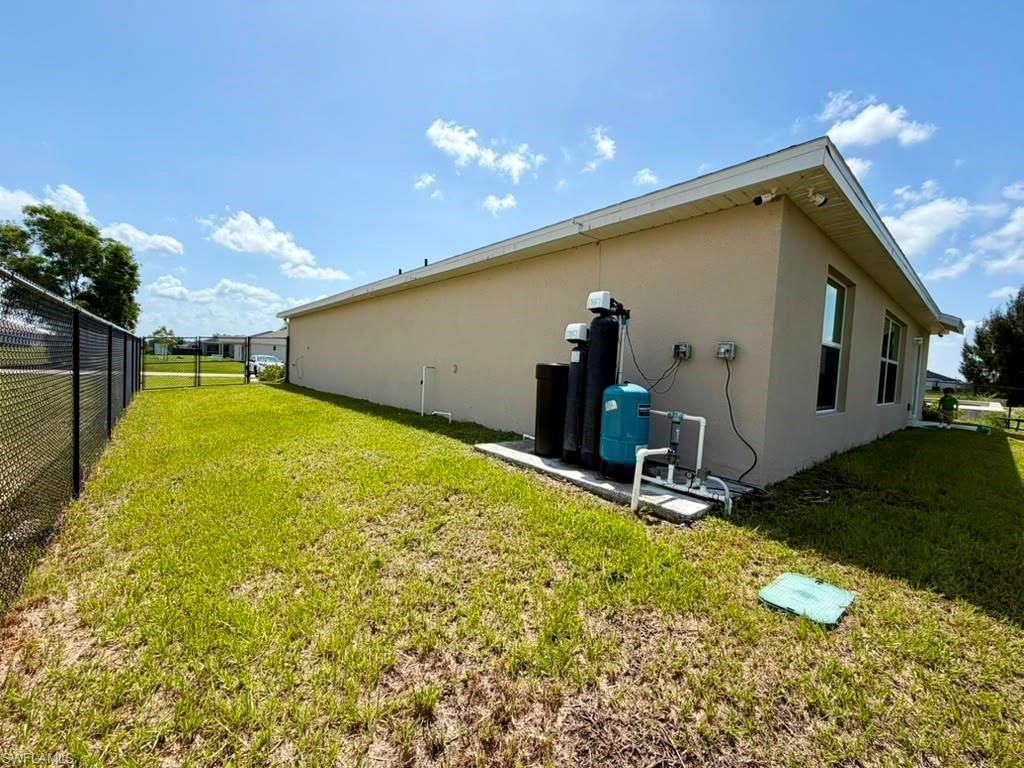 4104 NE 12th Ct, Cape Coral, FL 33909 Photo