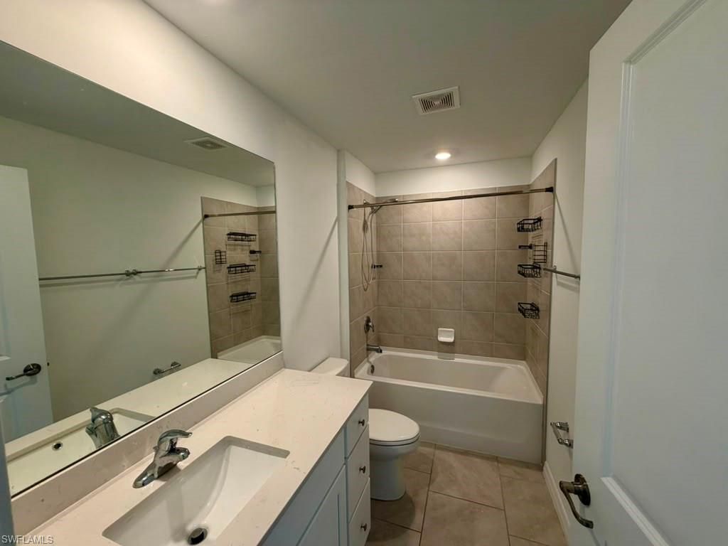 4104 NE 12th Ct, Cape Coral, FL 33909 Photo