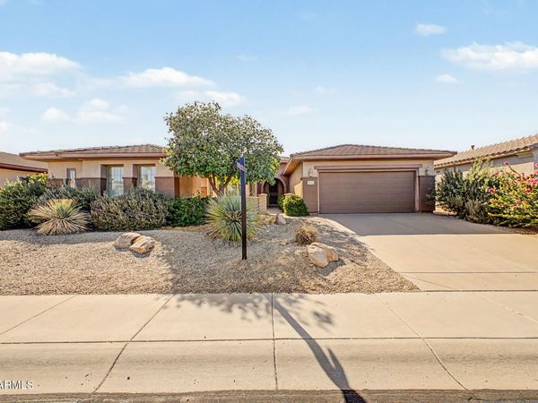 20480 N CANYON WHISPER Drive, Surprise, AZ 85387