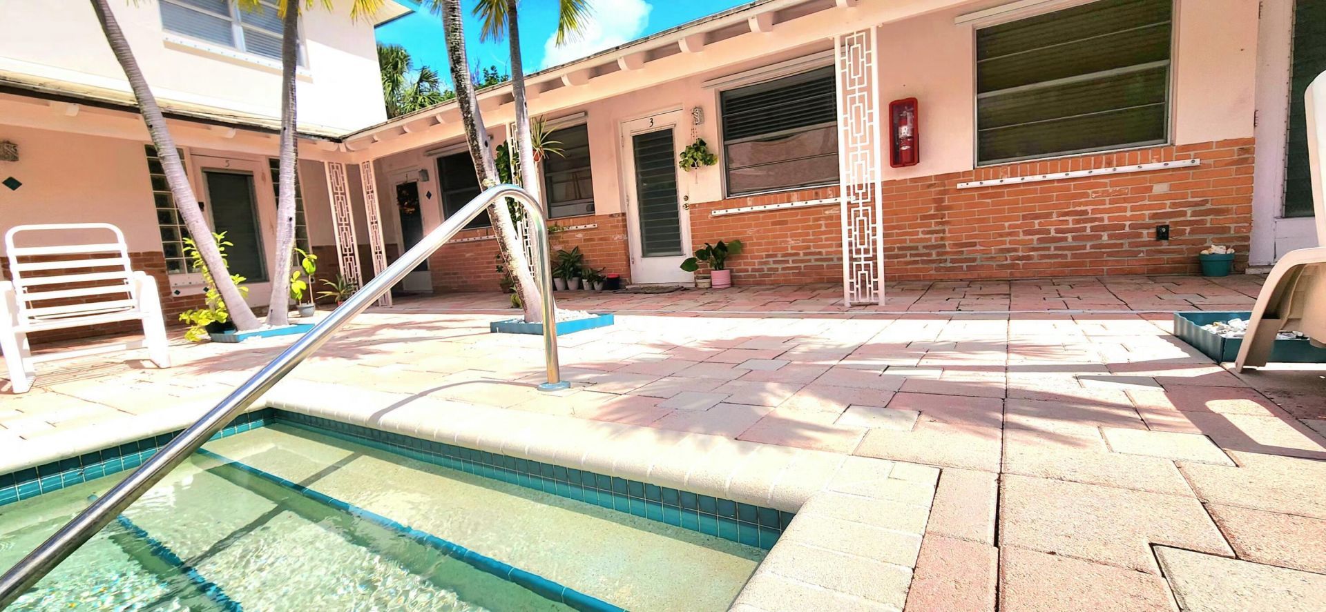 143 Inlet Way, Unit 2, West Palm Beach, FL 33404 Photo