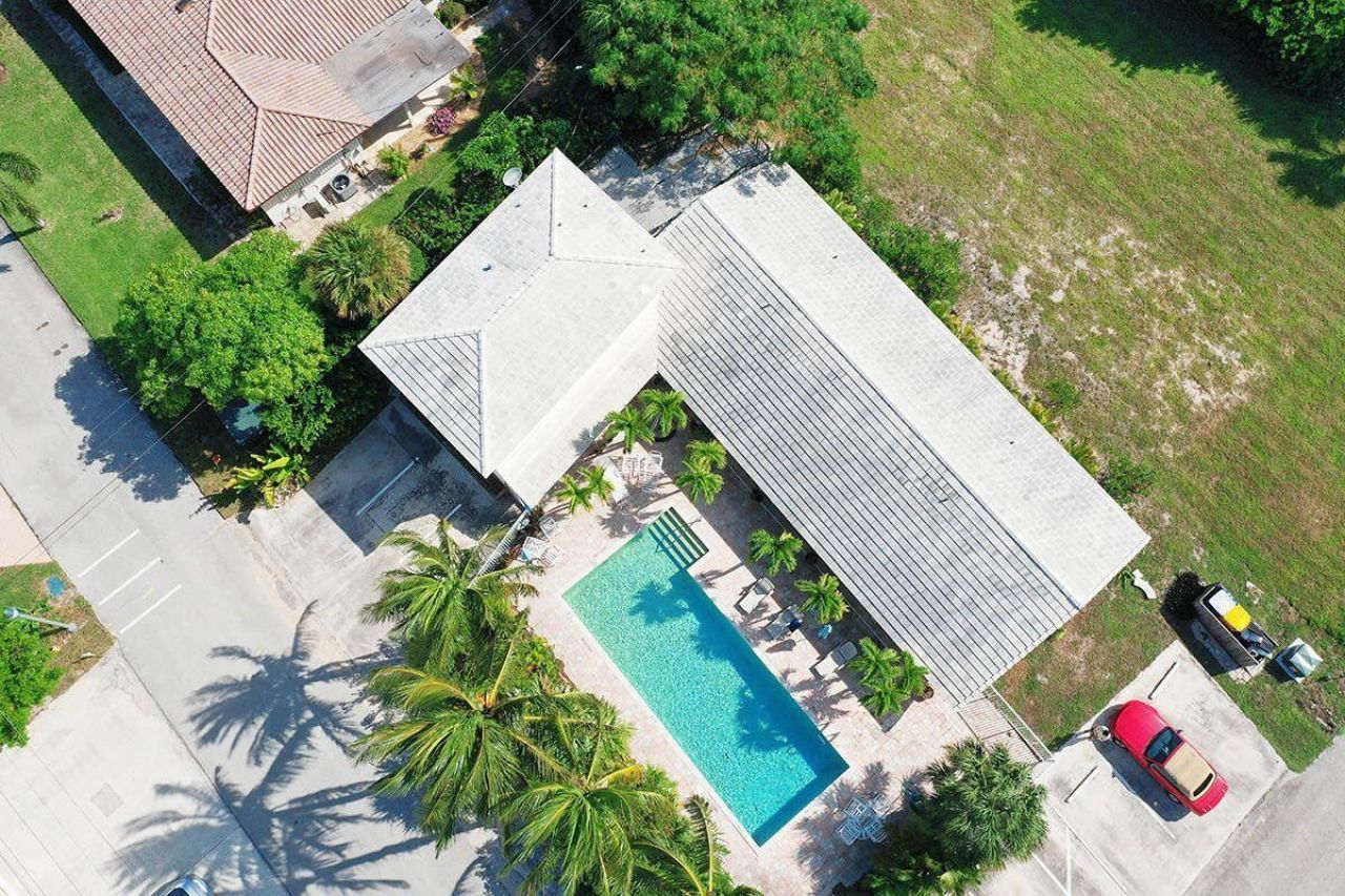 143 Inlet Way, Unit 2, West Palm Beach, FL 33404 Photo