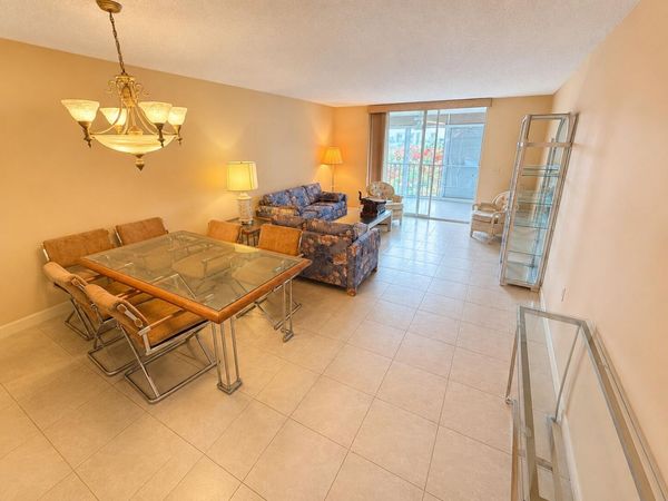 14701 Cumberland Drive, Unit Ph 4060, Delray Beach, FL 33446