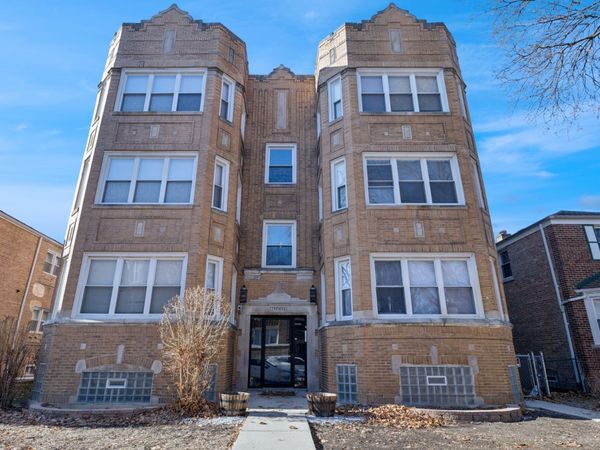 9222 S Laflin Street , Unit 3N, Chicago, IL 60620