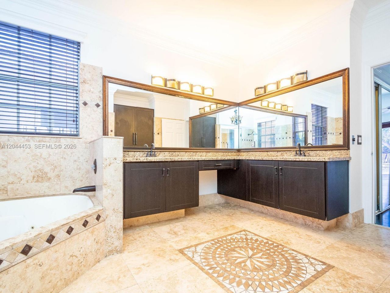 351 SW 184th Ter, Unit N/A, Pembroke Pines, FL 33029 Photo