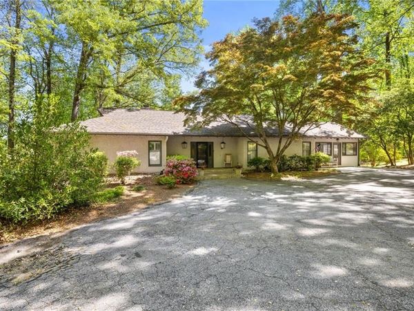 3968 Oak Harbour Drive , Gainesville, GA 30506