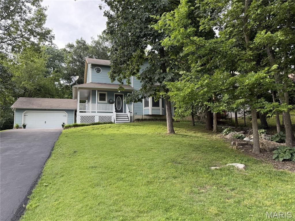 29 Forest Lane, O Fallon, MO 63366 Main Photo