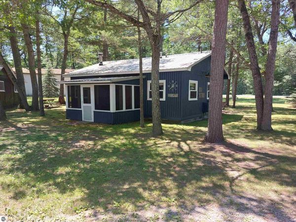 975 Huron Street N, Unit 8 Poplar, East Tawas, MI 48730