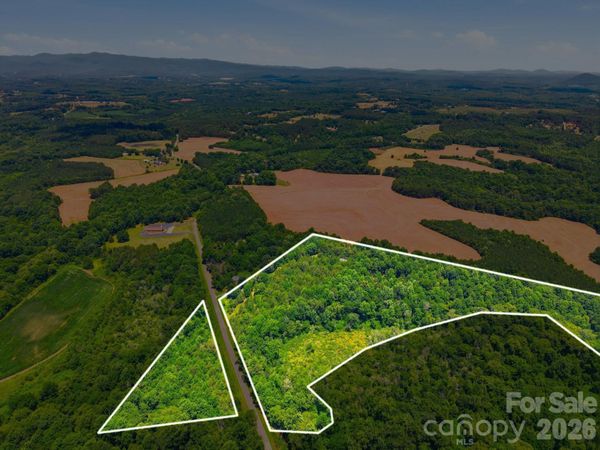 810 Warlick Road , Lawndale, NC 28090