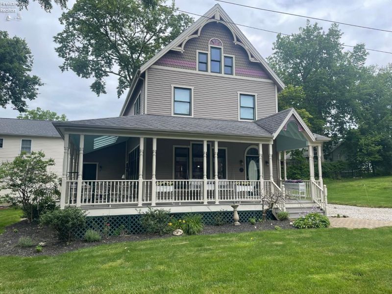 605 Elm Avenue, Lakeside, OH 43440 Photo 3