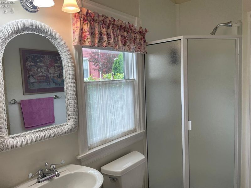 605 Elm Avenue, Lakeside, OH 43440 Photo 37