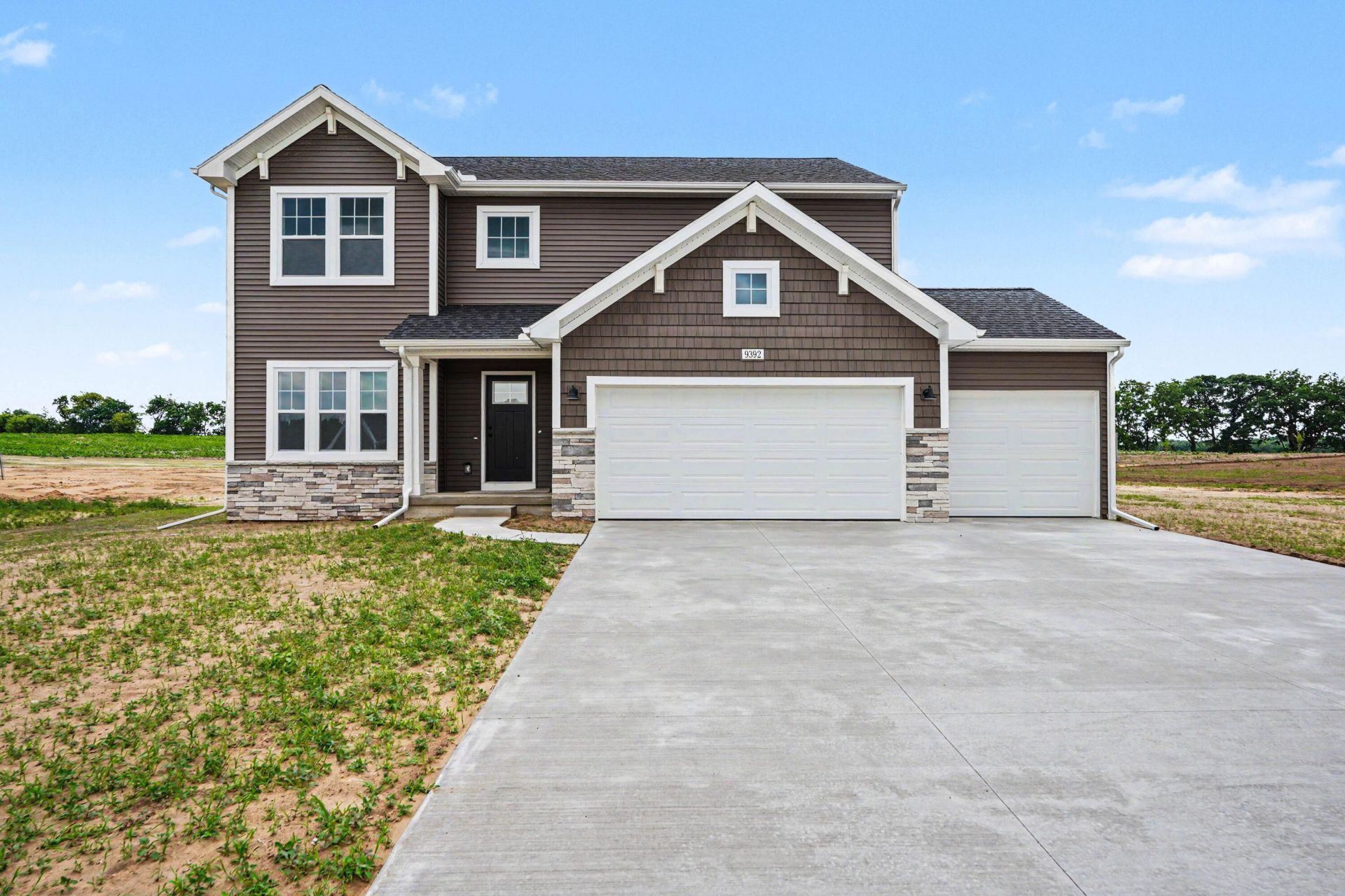 9392 Snow Valley Drive Se, Alto, MI 49302 Main Photo