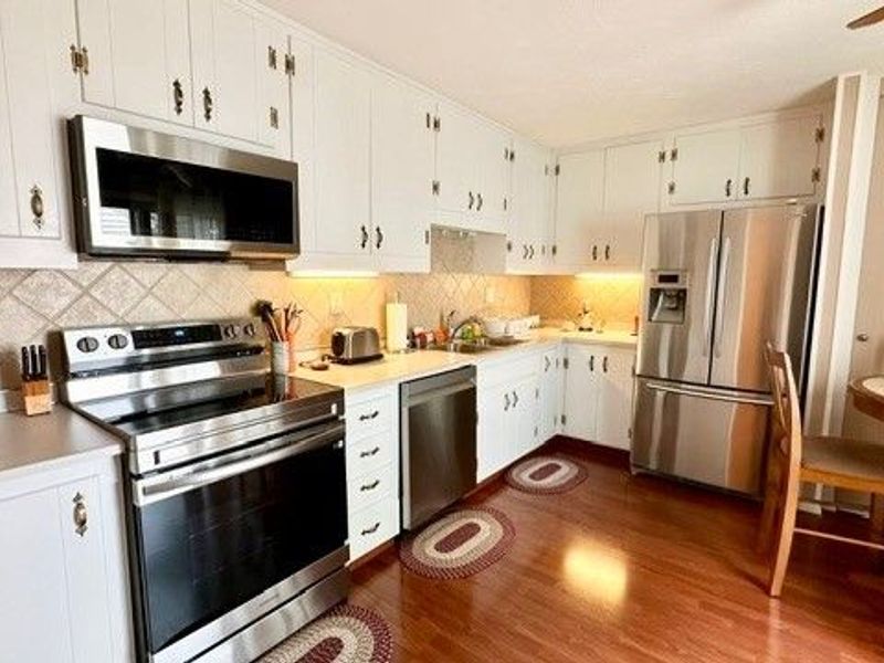 32964 Fern Tree Lane, North Ridgeville, OH 44039 Photo 6