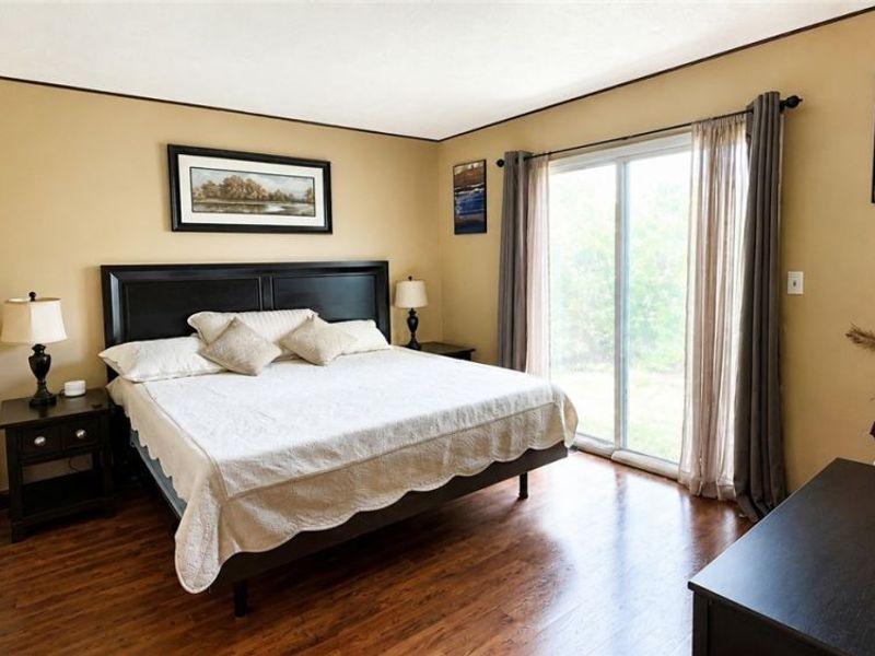 32964 Fern Tree Lane, North Ridgeville, OH 44039 Photo 9