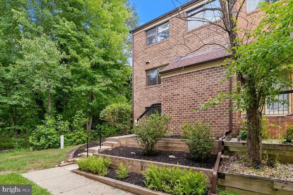 8946 SKYROCK COURT, COLUMBIA, MD 21046