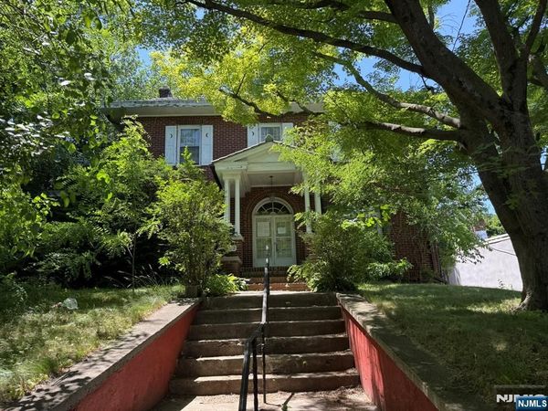 452 Central Avenue, ORANGE, NJ 07050