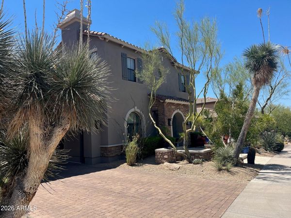 10121 E RIDGERUNNER Drive, Scottsdale, AZ 85255