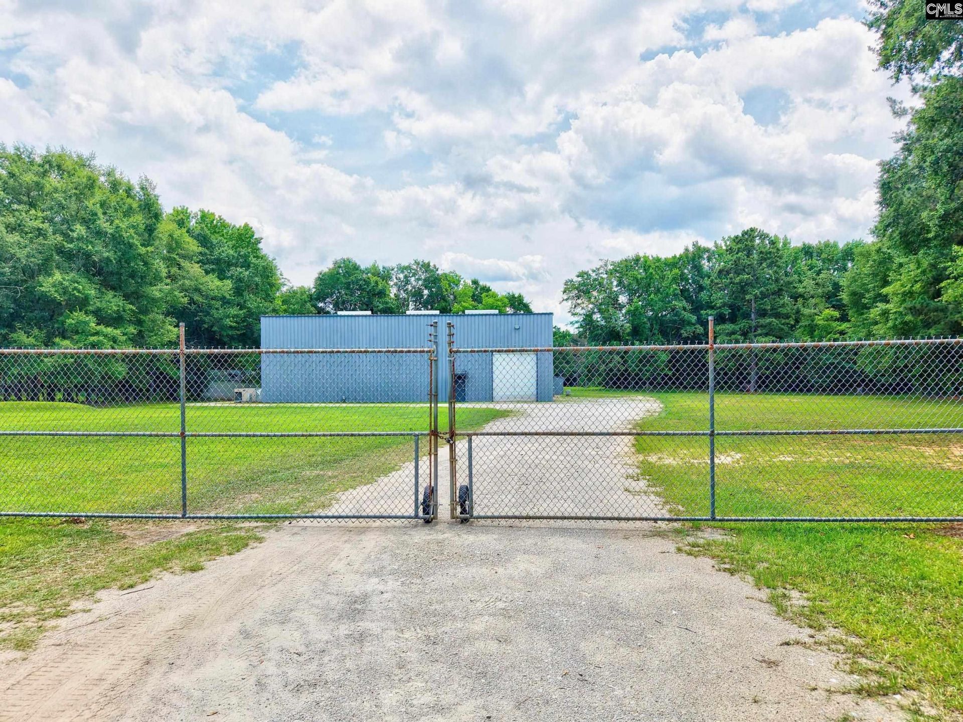 3930 Mccray's Mill Road  Photo 6