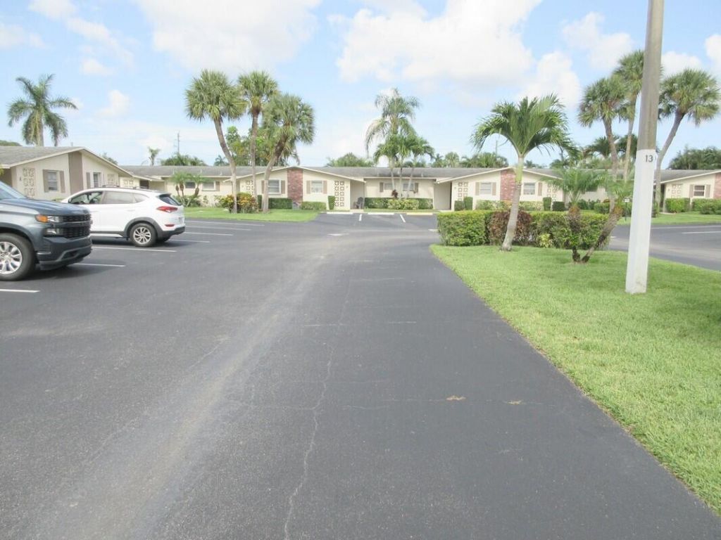 2572 Emory Drive E, Unit J, West Palm Beach, FL 33415 Photo