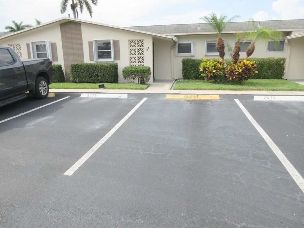 2572 Emory Drive E, Unit J, West Palm Beach, FL 33415 Photo