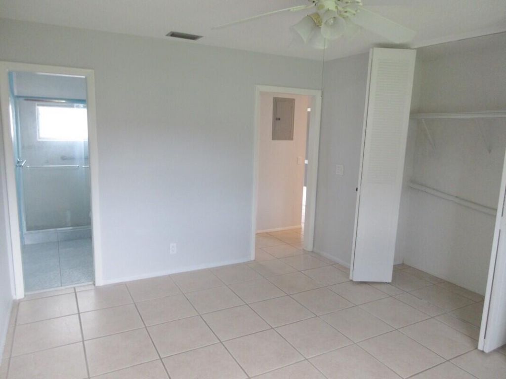 2572 Emory Drive E, Unit J, West Palm Beach, FL 33415 Photo