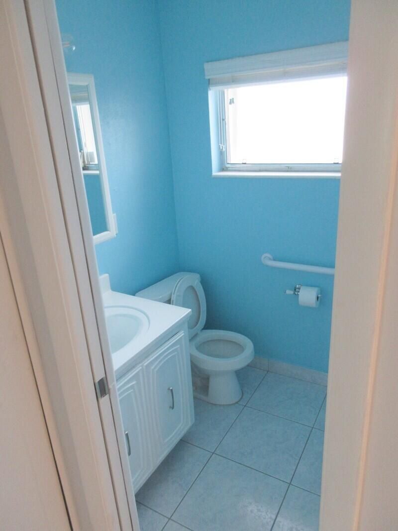 2572 Emory Drive E, Unit J, West Palm Beach, FL 33415 Photo