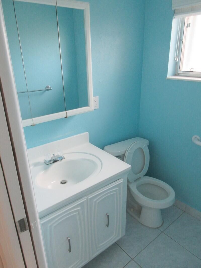 2572 Emory Drive E, Unit J, West Palm Beach, FL 33415 Photo