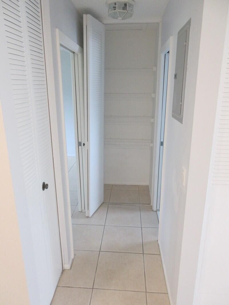 2572 Emory Drive E, Unit J, West Palm Beach, FL 33415 Photo