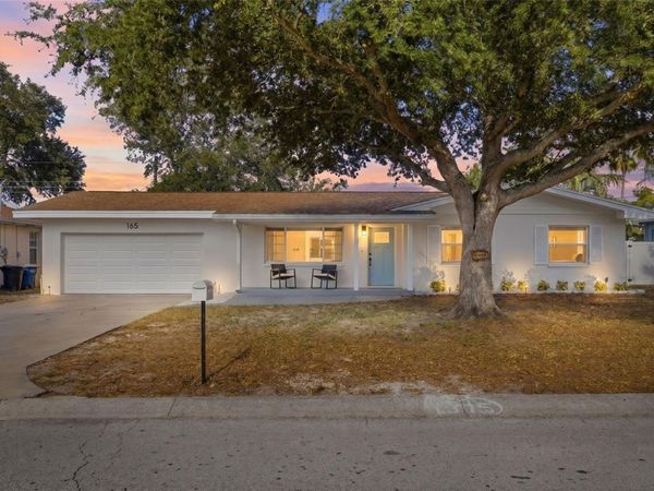 165 PINEWOOD AVENUE , CLEARWATER, FL 33765