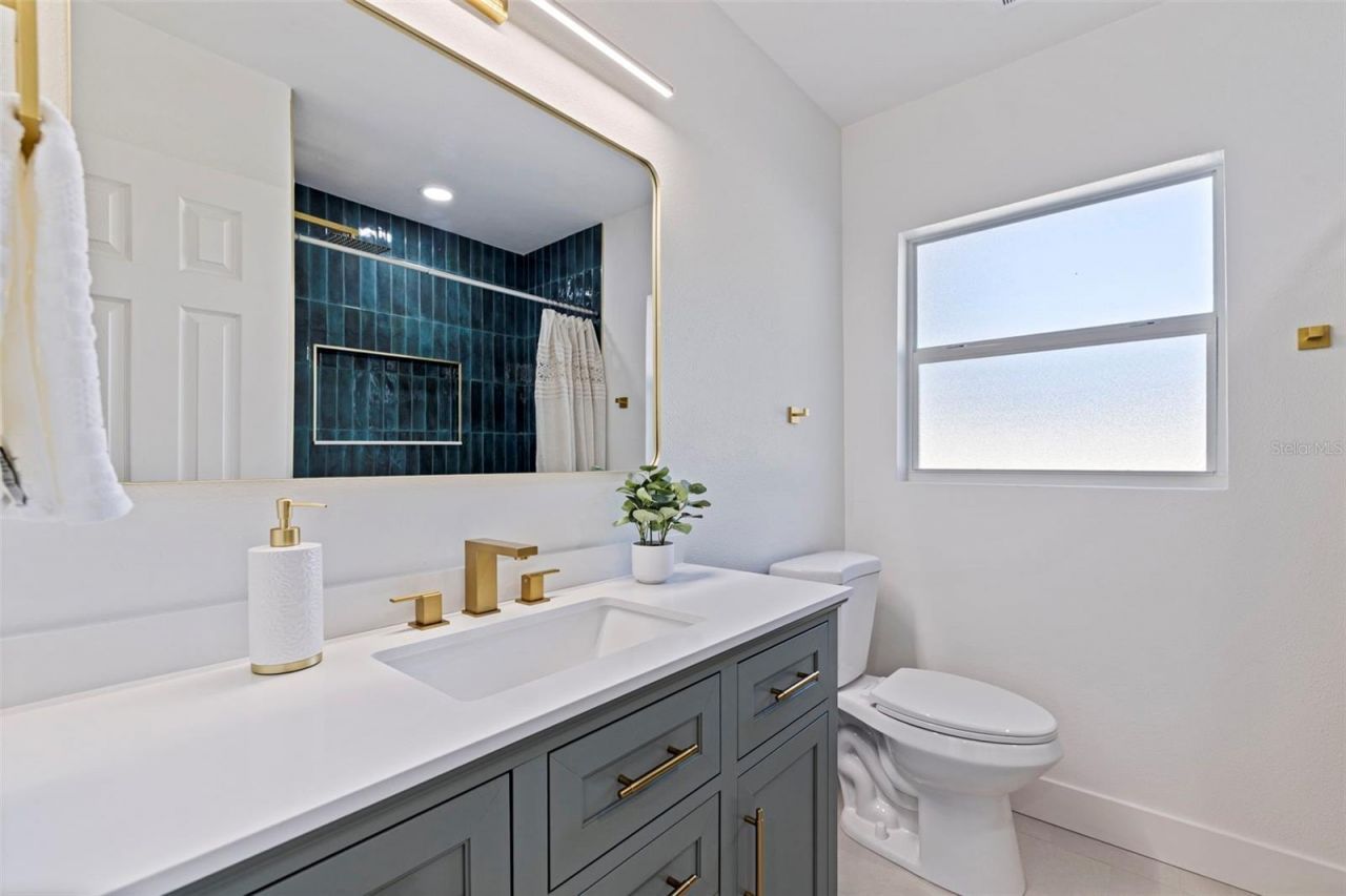 165 Pinewood Avenue, Clearwater, FL 33765 Photo