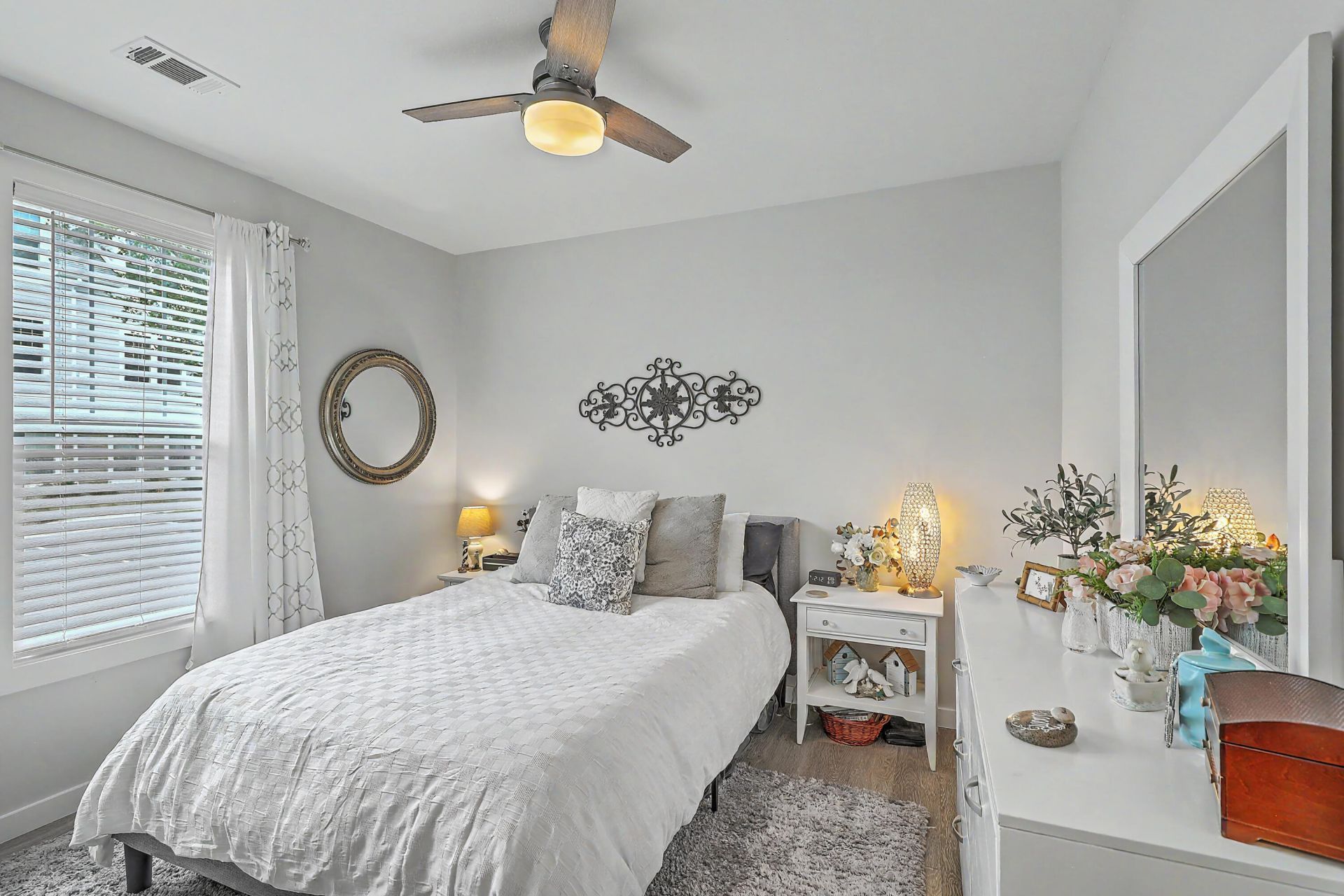 130 River Landing Drive Photo 18