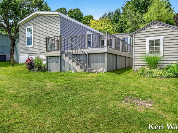 6100 N Beaune Road, Unit 40, Ludington, MI 49431