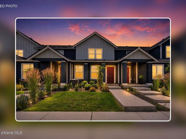 287 E Lupine LN , Hayden, ID 83835