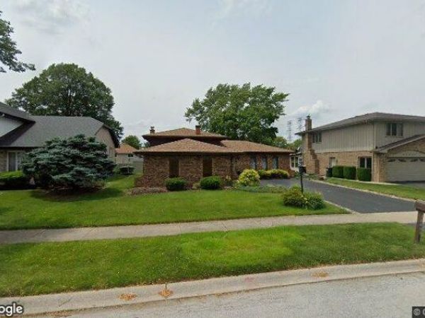 18400 Carriage Lane , Lansing, IL 60438