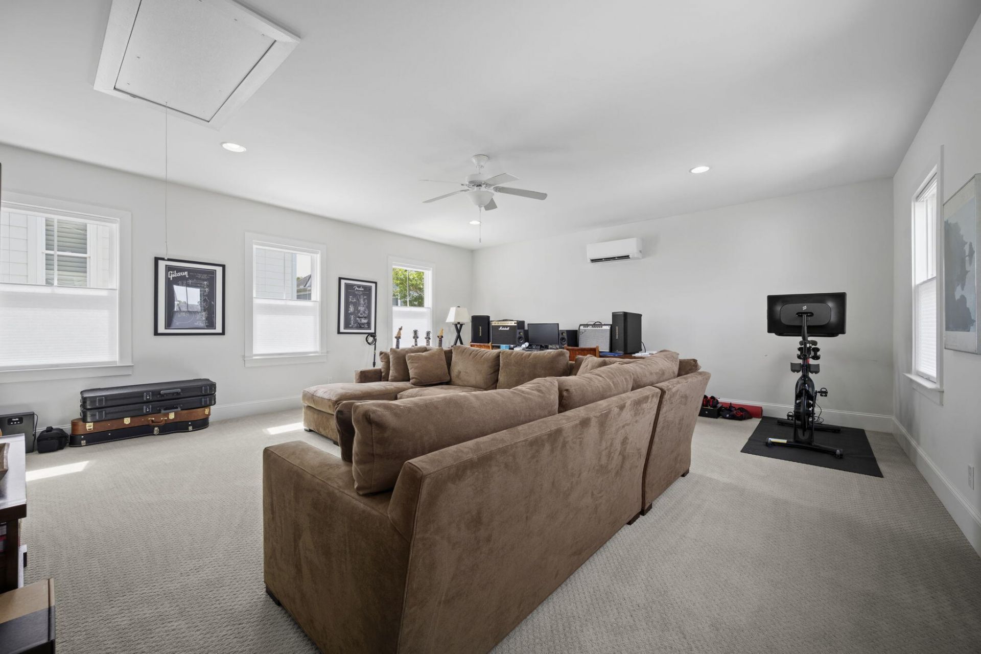 503 Wodin Place Photo 73