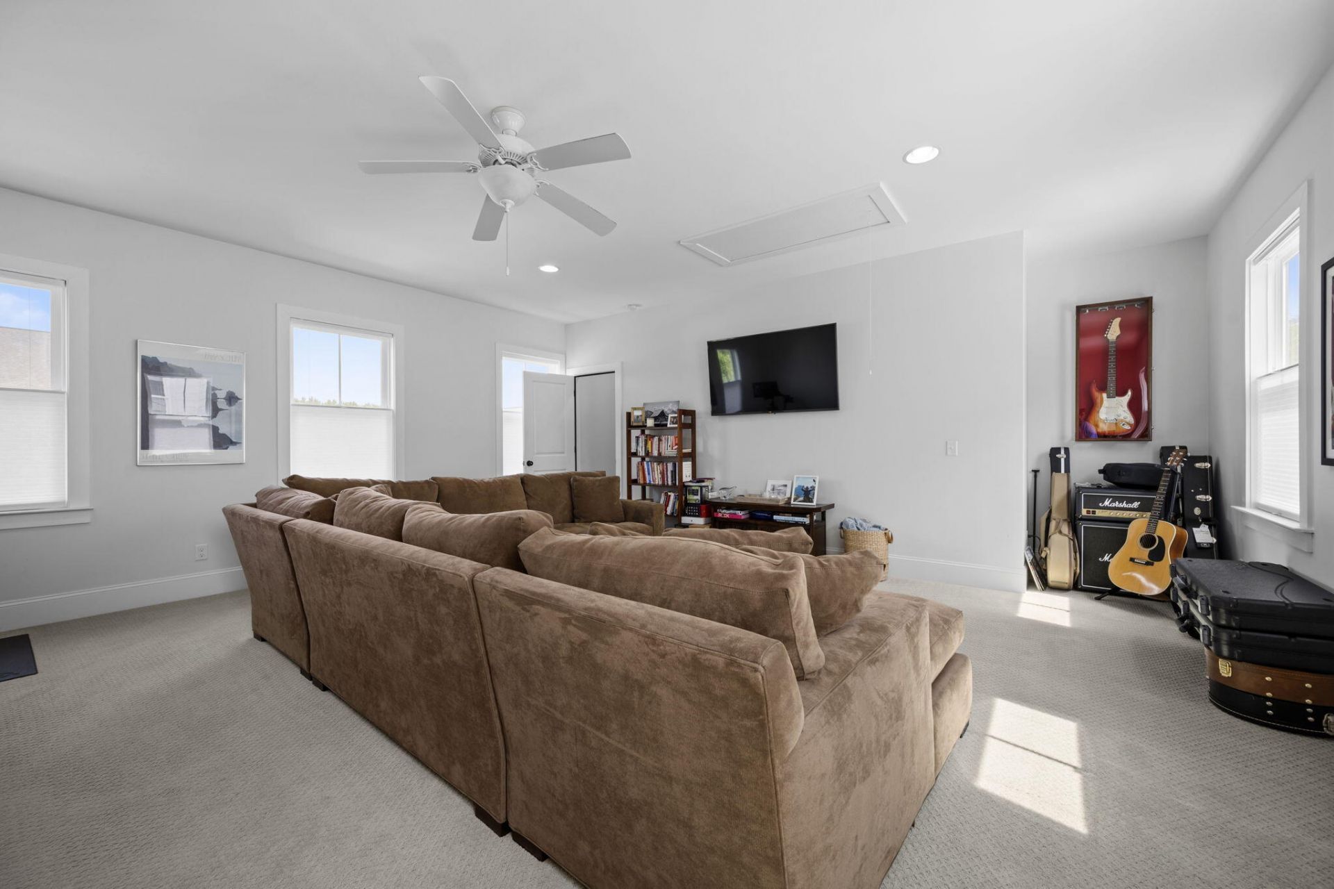 503 Wodin Place Photo 75