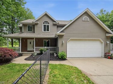 1745 N Duck Creek Road, North Jackson, OH 44451