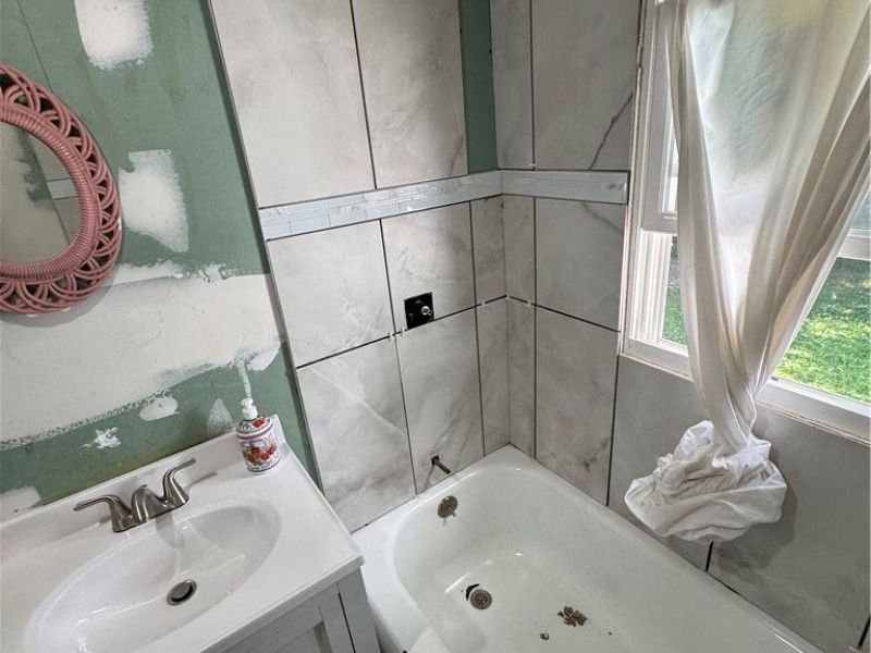 19907 Ridgewood Avenue, Warrensville Heights, OH 44122 Photo 8