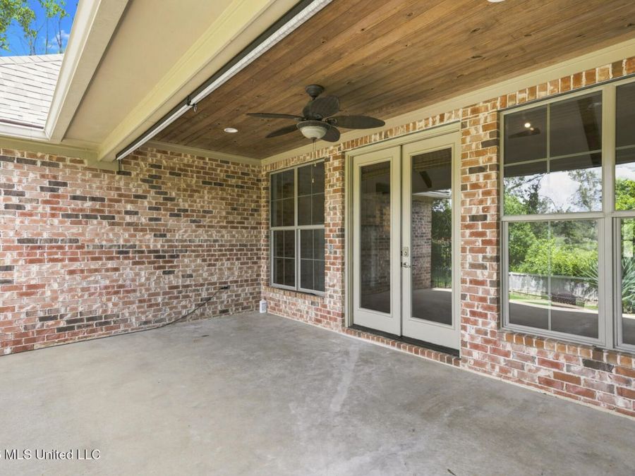 Property Image 43