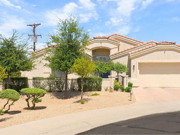 3427 N 42ND Place, Phoenix, AZ 85018
