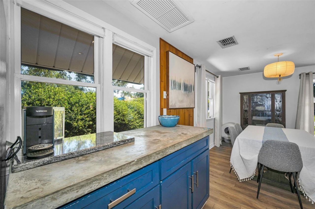 380 Colonial Court , Dunedin, FL 34698 Photo