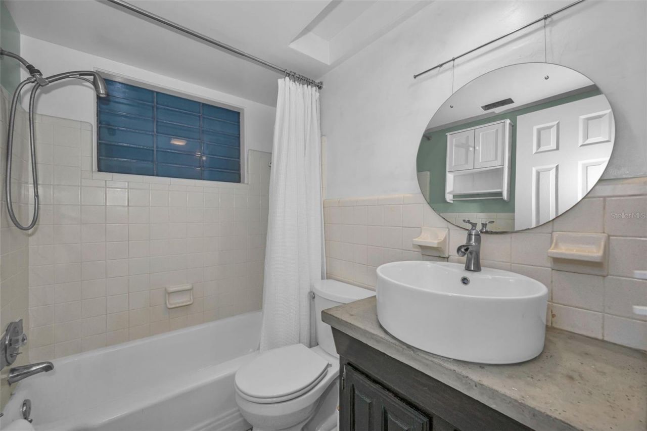 380 Colonial Court , Dunedin, FL 34698 Photo