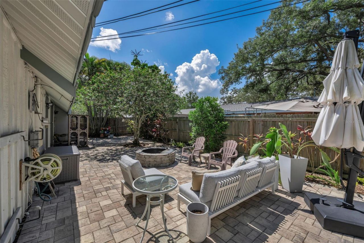 380 Colonial Court , Dunedin, FL 34698 Photo