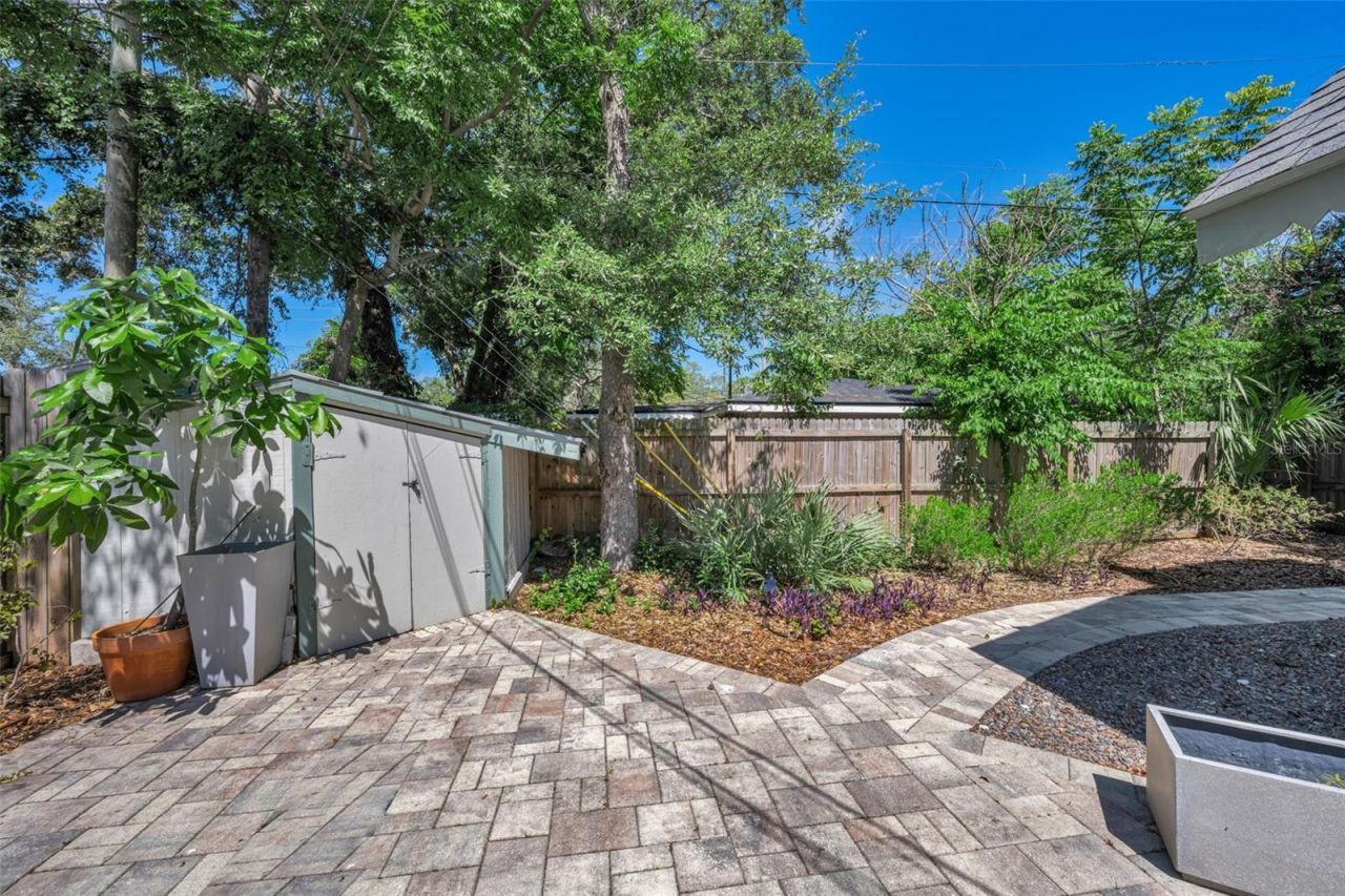 380 Colonial Court , Dunedin, FL 34698 Photo