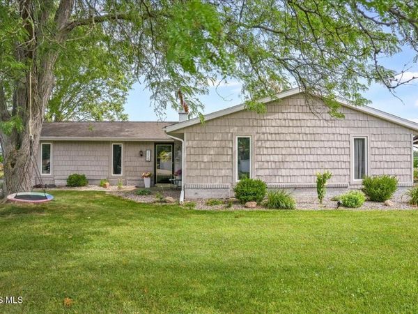 215 Indiana Drive, Bryan, OH 43506